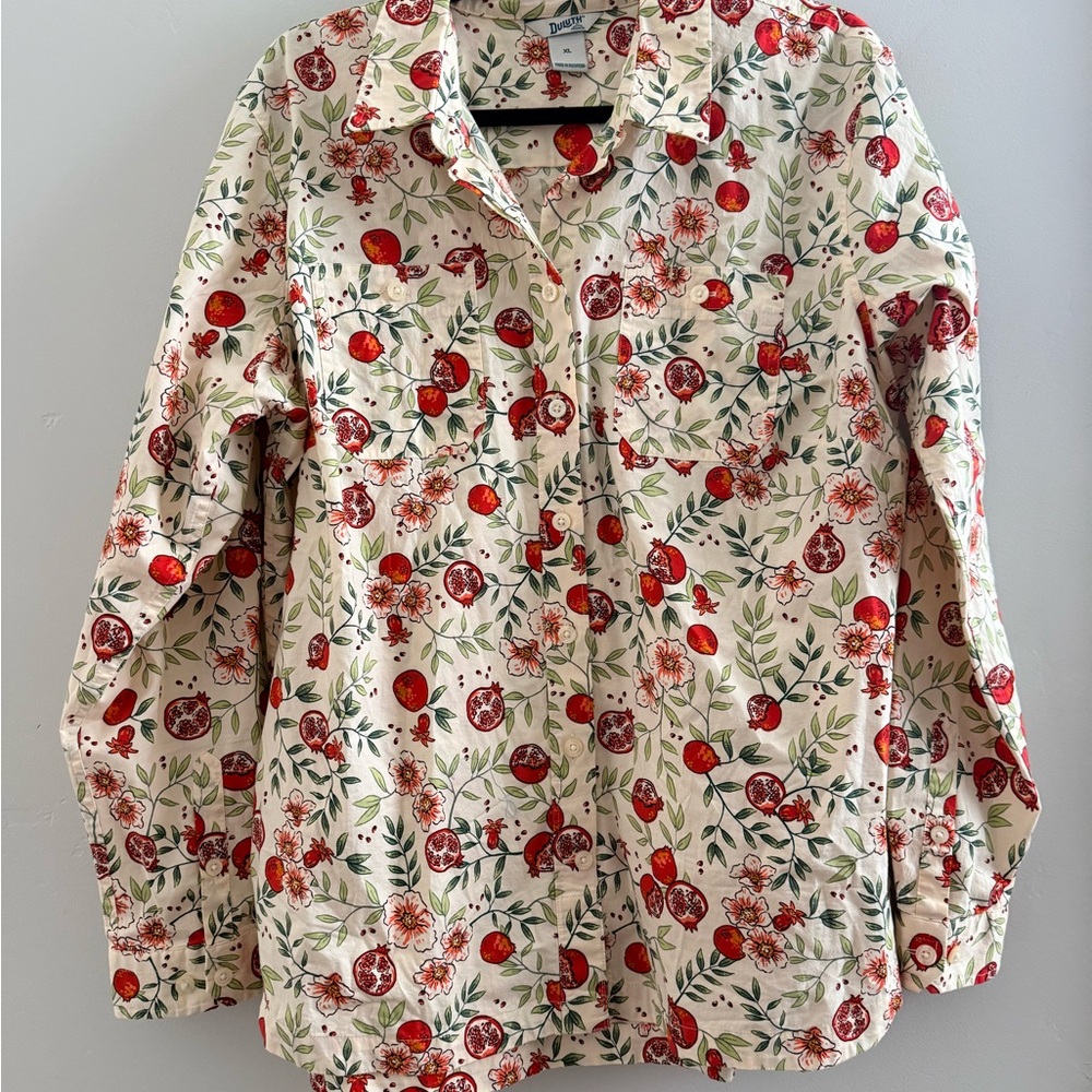Duluth Trading Co Pomegranate Button Down Shirt - Red and Green